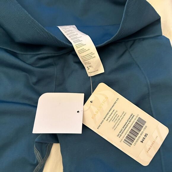 Fabletics Women's Blue Leggings Small NWT - Picture 2 of 7